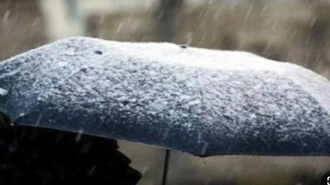 تقلبات جوية حادة تضرب الأردن مساء الجمعة وتحذيرات من احتمالية تشكل السيول